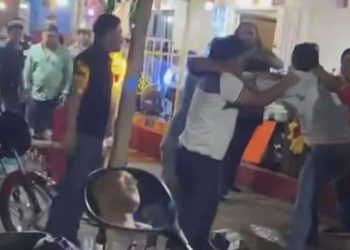 Riña entre asistentes opaca festividades de San Juan Bautista en Jalupa, Jalpa de Méndez