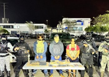 Detienen a tres personas en Comalcalco; entre ellos, presunta pareja de ‘El Guasón’