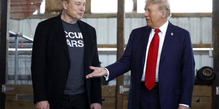 Trump sugiere que “comportamiento loco” de Elon Musk se debe al consumo de drogas