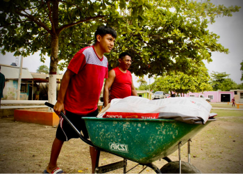 ENTREGA DE SEMILLAS DE MAÍZ A PRODUCTORES DE COMUNIDADES DE CAMPECHE