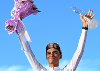 Isaac del Toro participará en la Vuelta a España tras histórico subcampeonato en el Giro de Italia