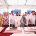 Villahermosa celebra 461 años con tradicional partida de pastel