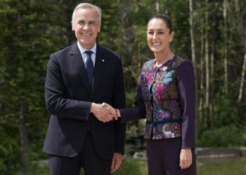 Claudia Sheinbaum es recibida por Mark Carney en la Cumbre del G7