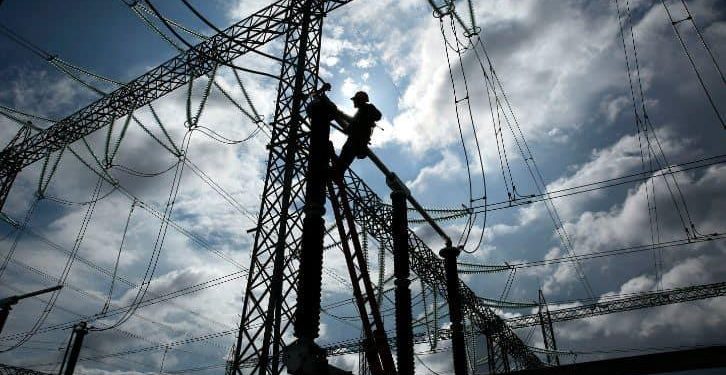 Titular de CFE estará en Tabasco este viernes; gobernador presentará plan para mantenimiento de red eléctrica