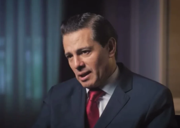 Peña Nieto rechaza acusaciones de soborno por caso Pegasus