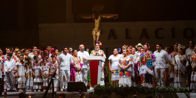 Con fe, identidad y tradición, el gobierno de Estefanía Mercado concluye la histórica Feria del Carmen 2025, que reunió a más de 100 mil personas