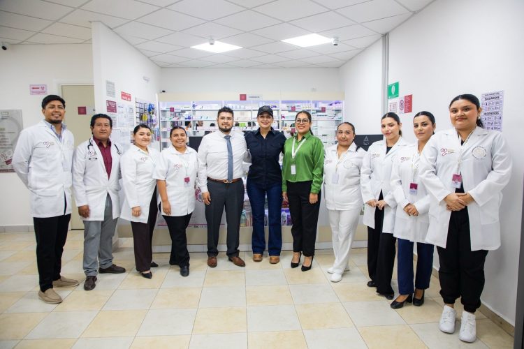 Inaugura Estefanía Mercado la Segunda Unidad Médica “Salud Sin Tanto Choro” en Playa del Carmen; está ubicada en la colonia Zacil-Ha