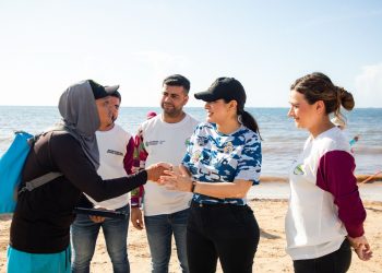 Gobierno de Estefanía Mercado retira más de 19 mil toneladas de sargazo esta temporada en Playa del Carmen