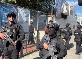 Toma de rehenes en centro educativo vinculado a iglesia en la Gustavo A. Madero