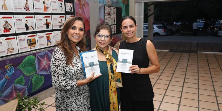 Encabeza Ana Paty Peralta y Mara Lezama presentación del libro “antología poética, mujeres de Quintana roo”