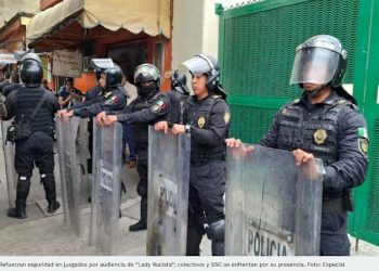 Refuerzan seguridad en juzgados por audiencia de Lady racista