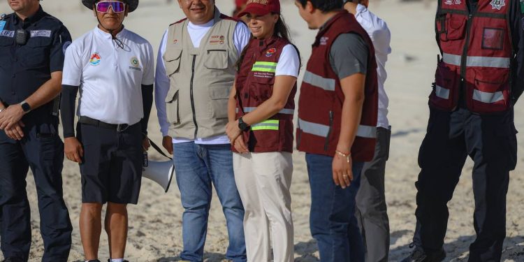 Cumplen guardavidas de protección civil de Cancún con evaluación