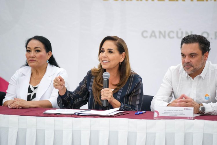 Mara Lezama firma convenio con hoteleros para habilitar 42 escuelas como refugios temporales y proteger a turistas y trabajadores ante ciclones