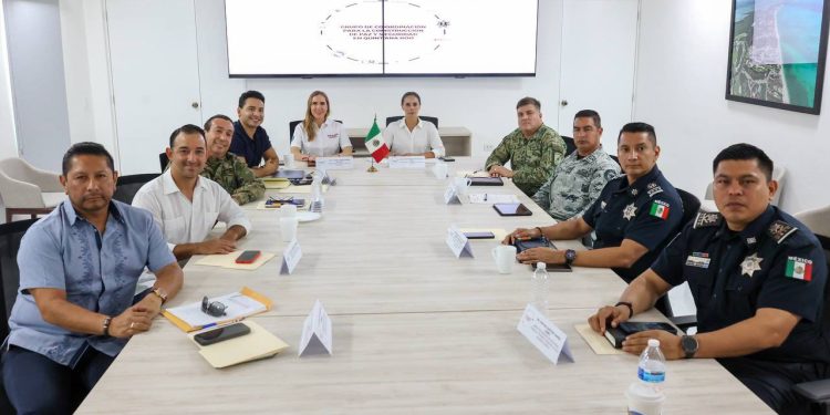 Ana Patricia Peralta encabeza mesa de seguridad en Costa Mujeres