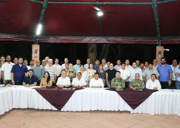 Javier May presenta avances en seguridad y plan “Villahermosa 2030” a restauranteros