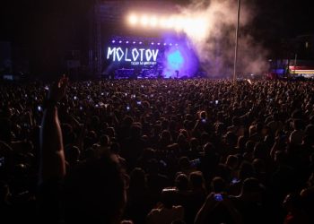 Más de 35 mil personas vibran con Molotov en histórico concierto en Playa del Carmen: Estefanía Mercado