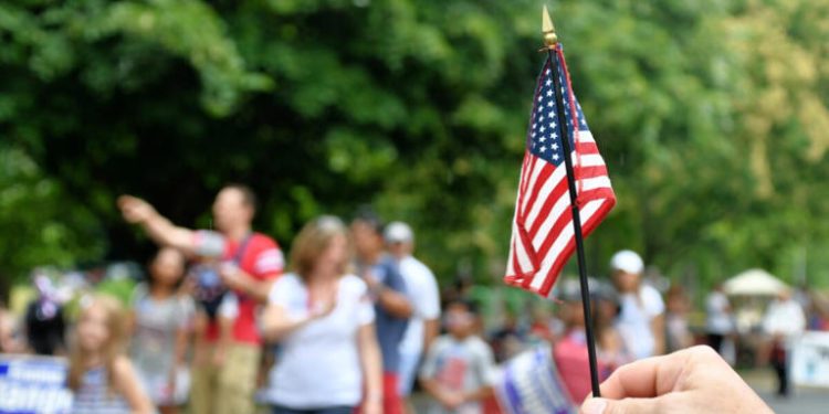 Suspenden celebraciones del 4 de julio en Los Ángeles por operativos migratorios