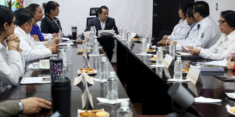 Comités de salud definen estrategias contra el cáncer en la mujer y riesgos perinatales