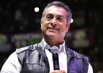 Intentan incendiar casa de “El Bronco” en Nuevo León; hay un detenido