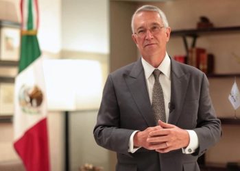 Salinas Pliego responde a críticas de Sheinbaum y lanza señalamientos contra su gobierno