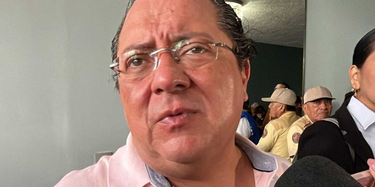 Manuel Andrade critica propuesta para cambiar el Escudo de Tabasco