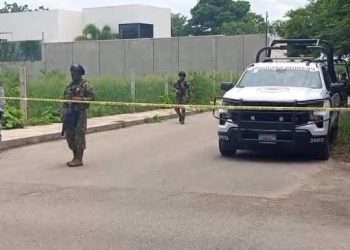 Operativo federal en zona residencial de Mérida; fuerzas armadas aseguran vivienda en Temozón Norte