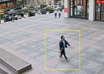 Cuatro muertos, incluido un policía, tras tiroteo en Manhattan; el atacante se suicida