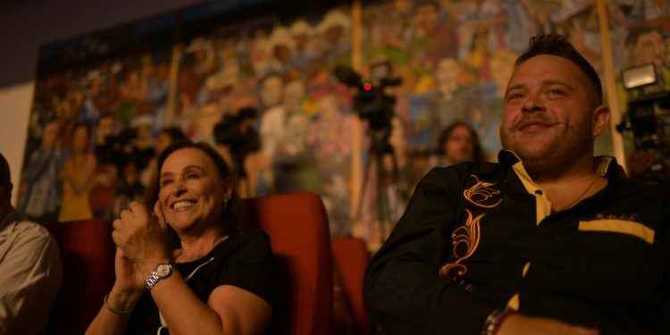 Jóvenes talentos abren el Festival Internacional del Bolero en Veracruz