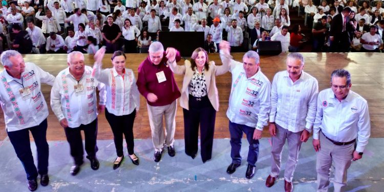 Reitera Rocío Nahle respaldo total al magisterio; reconoce su fuerza, unidad y compromiso con Veracruz