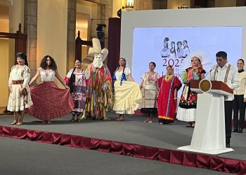 Presentan en La Mañanera el calendario de actividades de la Guelaguetza 2025