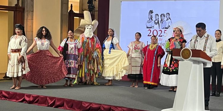 Presentan en La Mañanera el calendario de actividades de la Guelaguetza 2025