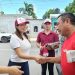 Anahí González y Andrea González realizan jornada de descacharrización en calles de la Región 96 en Cancún