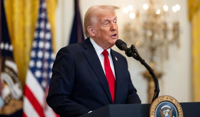 Trump amenaza con nuevos aranceles; Europa, Canadá y Brasil responden con cautela