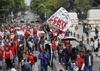 CNTE retoma las calles de CDMX; no descartan nuevo plantón en el Zócalo