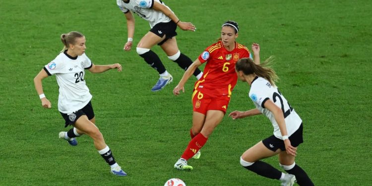 España e Inglaterra disputarán la corona de la Eurocopa Femenina 2025