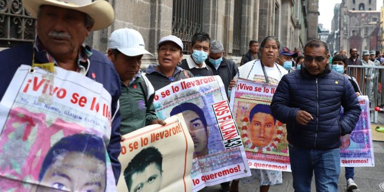 Sheinbaum presentará nuevas líneas de investigación del caso Ayotzinapa el próximo 4 de septiembre