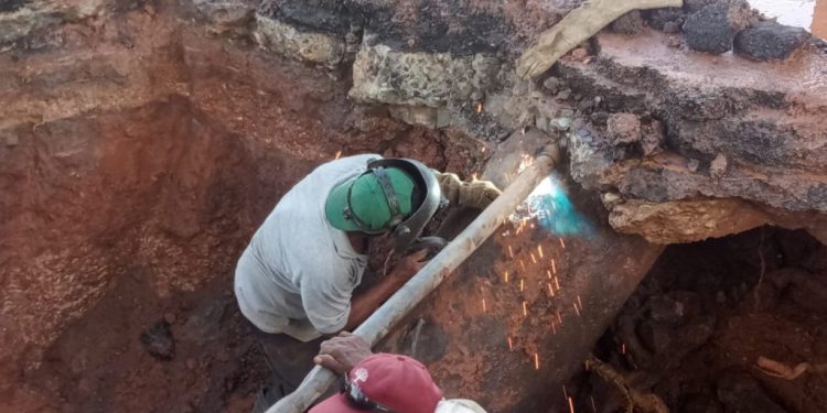 SAS ha reparado más de 2 mil 400 fugas de agua en Villahermosa durante el primer semestre del año