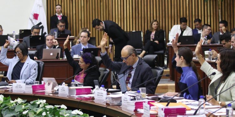 Sheinbaum critica sanciones del INE por uso de «acordeones» en elección judicial