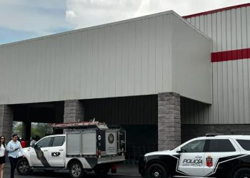 Mujer de 78 años muere asfixiada tras comer salchicha en tienda de Nuevo León