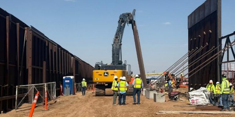 Estados Unidos inicia construcción de nuevo muro fronterizo en la Frontera con México