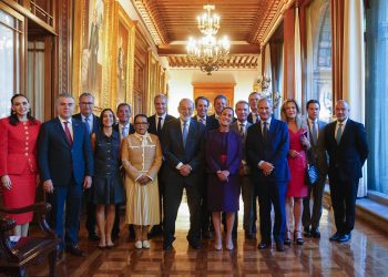 Sheinbaum dialoga con empresarios sobre inversiones y desarrollo económico