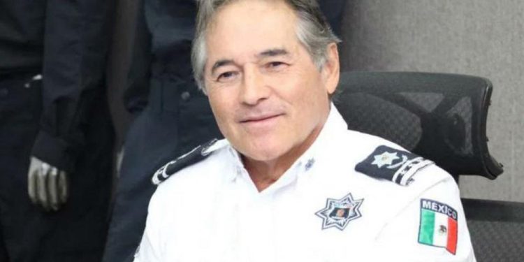 Exsecretario de Seguridad es buscado en Brasil por vínculos con grupo criminal