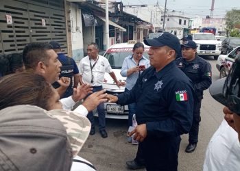 Taxistas de Macuspana protestan por invasión de rutas; exigen intervención de Semovi