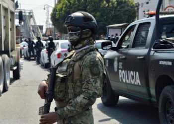 Balacera en Iztapalapa deja dos muertos tras persecución policial