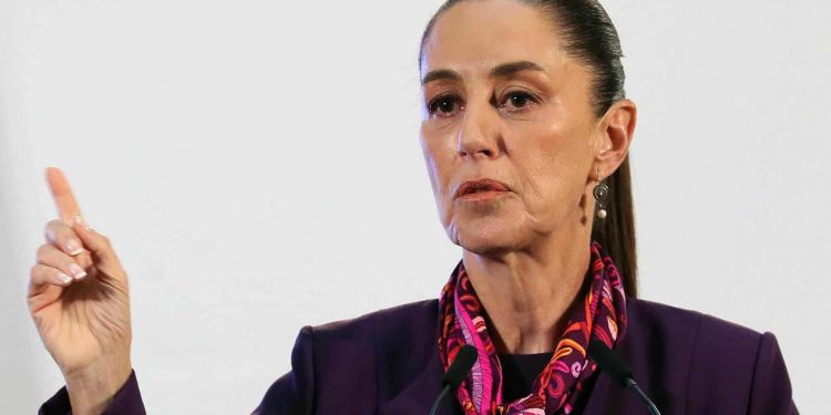 Sheinbaum reacciona a casos virales de embarazos de niñas por adultos mayores