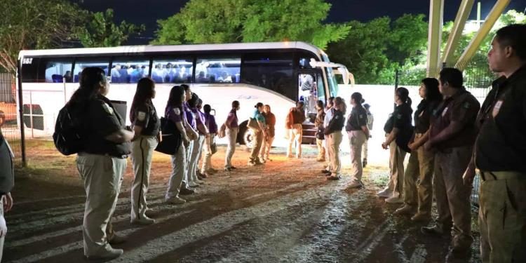 Recibe Tabasco a los primeros 124 repatriados de EE. UU. en el Centro de Atención a Connacionales