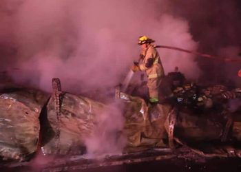 Explosión de pipas paraliza la carretera Villahermosa–Cárdenas durante más de 9 horas
