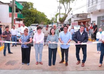 Inauguran obras de drenaje y pavimentación en colonia Adolfo López Mateos