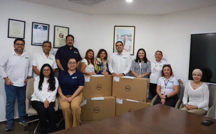 La desesperación de Enrique Baños por ser candidato en Isla Mujeres le cuesta a la UT Cancún