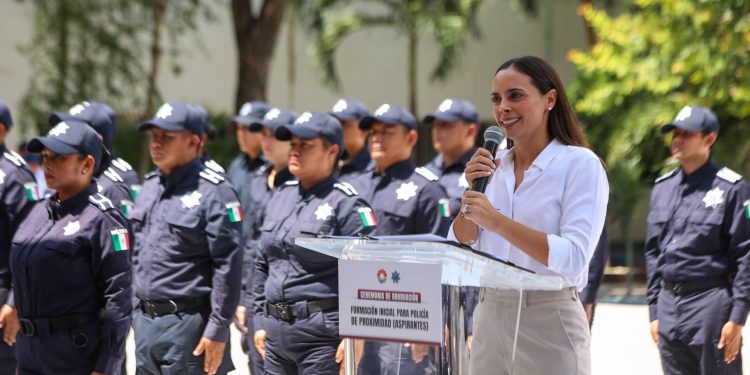 Ana Paty Peralta transformación de la mejor policía en la historia de Cancún